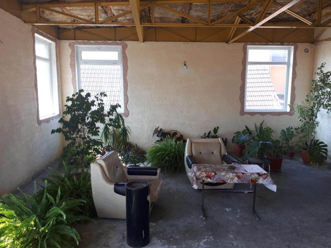 La Vitalie Guest House キシナウ エクステリア 写真